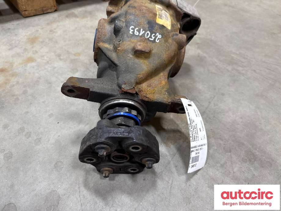 Kardang klokke bak til BMW 3-Serie 2012-2018 (F30/F31/F34) (F30/F31/F34) (BMW|33 10 7 599 470|)