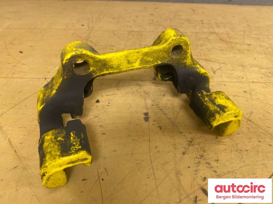 Bremsecaliper brakett til BMW 1-Serie, 2011-2015 (Fase 1) (F20/F21) (F20/F21) (BMW|34 11 6 850 647)