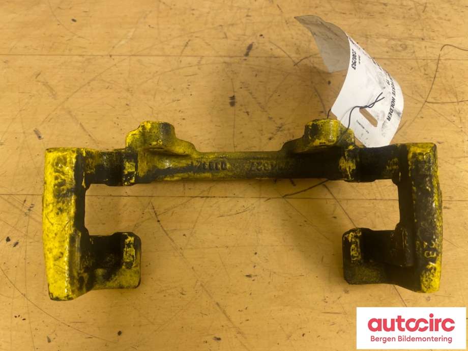 Bremsecaliper brakett til BMW 1-Serie 2011-2015 (Fase 1) (F20/F21) (F20/F21) (BMW|34 11 6 850 647|)