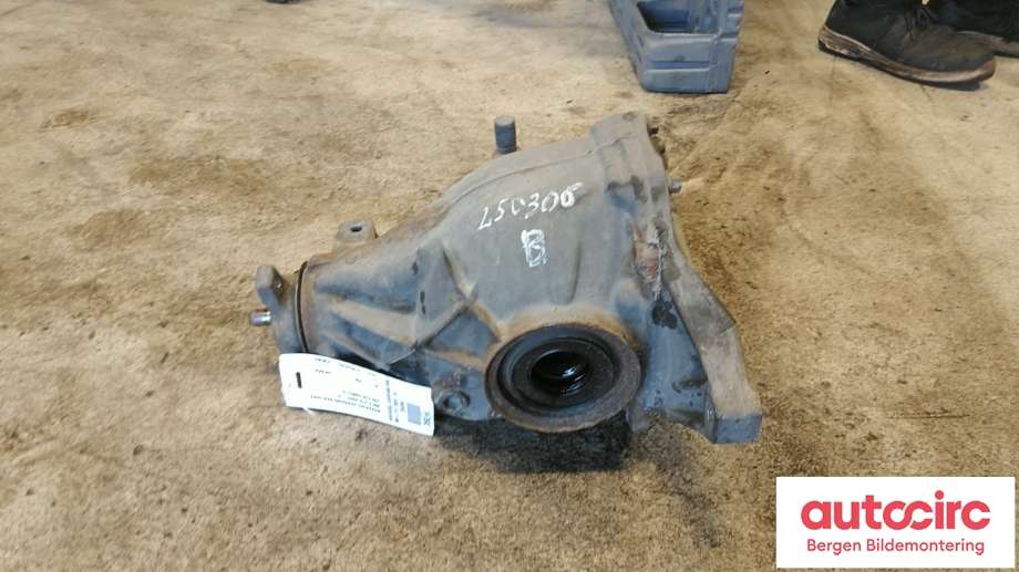 Kardang klokke bak til Mercedes E-Klasse 2013-2016 (Fase 2) (W212) (W212) (MERCEDES|A 204 350 01 14|)
