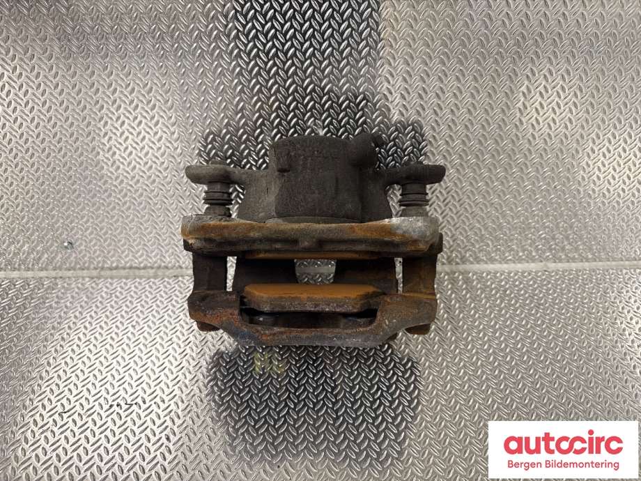 Bremsecaliper høyre foran til BMW X2 2018-->> (F39) (F39) (BMW|34 11 6 860 268|)