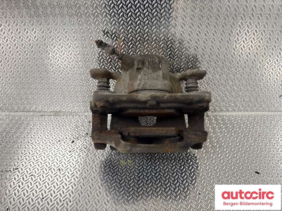 Bremsecaliper venstre foran til BMW X2 2018-->> (F39) (F39) (BMW|34 11 6 860 267|)
