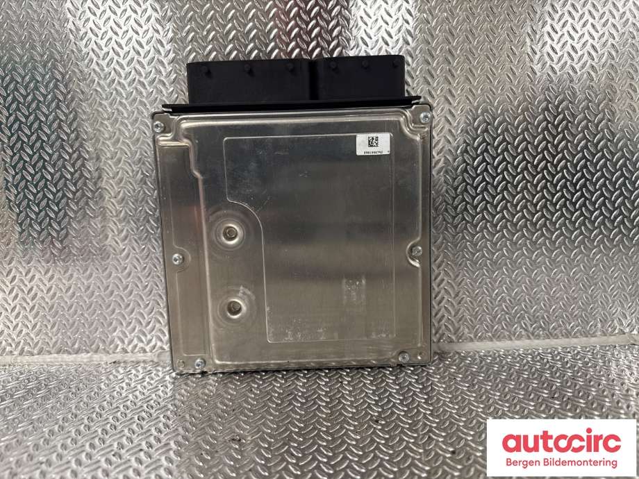 Styreenhet motor til BMW X5 2007-2013 (E70) (E70) (BMW|13 61 7 810 950|)