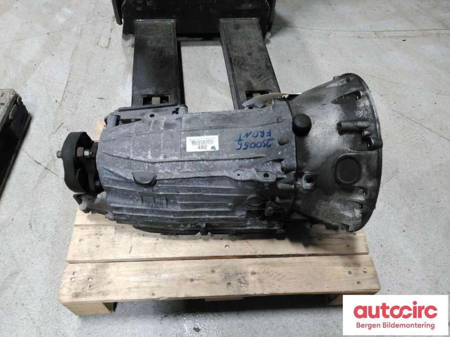 Girkasse automat til Mercedes E-Klasse 2013-2016 (Fase 2) (W212) (W212) (MERCEDES|A 212 270 11 09|)