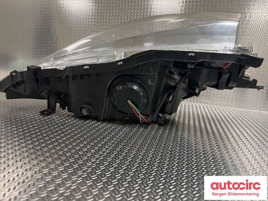 Frontlykt høyre halogen til Nissan Leaf 2011-2017 (Type I) (NISSAN|260103NF5A|)