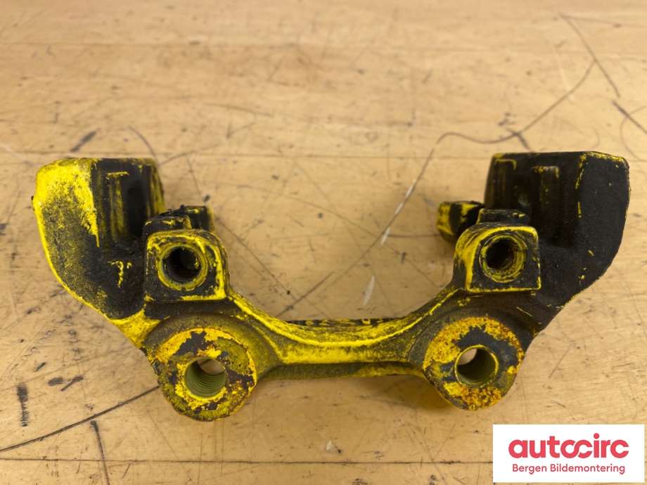 Bremsecaliper brakett til BMW 1-Serie 2011-2015 (Fase 1) (F20/F21) (F20/F21) (BMW|34 21 6 850 855|)
