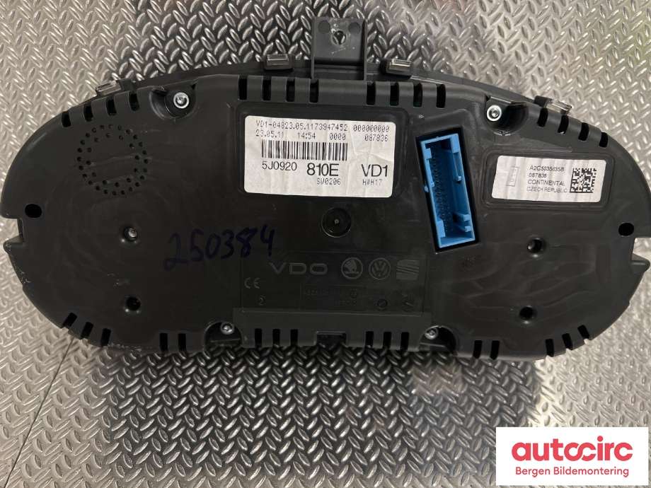 Speedometer til Škoda Fabia 2010-2014 (Type II, Fase 2) (SKODA|5J0 920 810 E|)