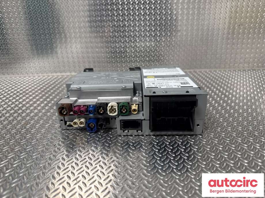 Bilstereo forsterker til Audi e-tron 2018-->>  (AUDI|4K0 035 063 G|4K0 035 063 D|4K0 035 063 A)