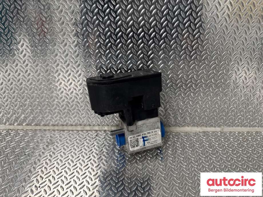 Varmeapparat diverse til Audi e-tron 2018-->>  (AUDI|4M0 816 702 A|)