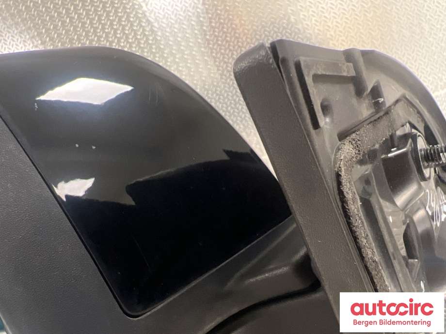 Speil venstre til Nissan Leaf 2011-2017 (Type I)  (NISSAN|963023ND0E||963023NE9E)