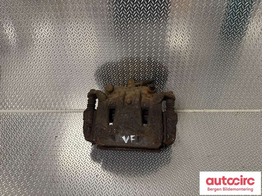 Bremsecaliper venstre foran til Nissan Leaf 2011-2017 (Type I) (NISSAN|410111VA0B|)