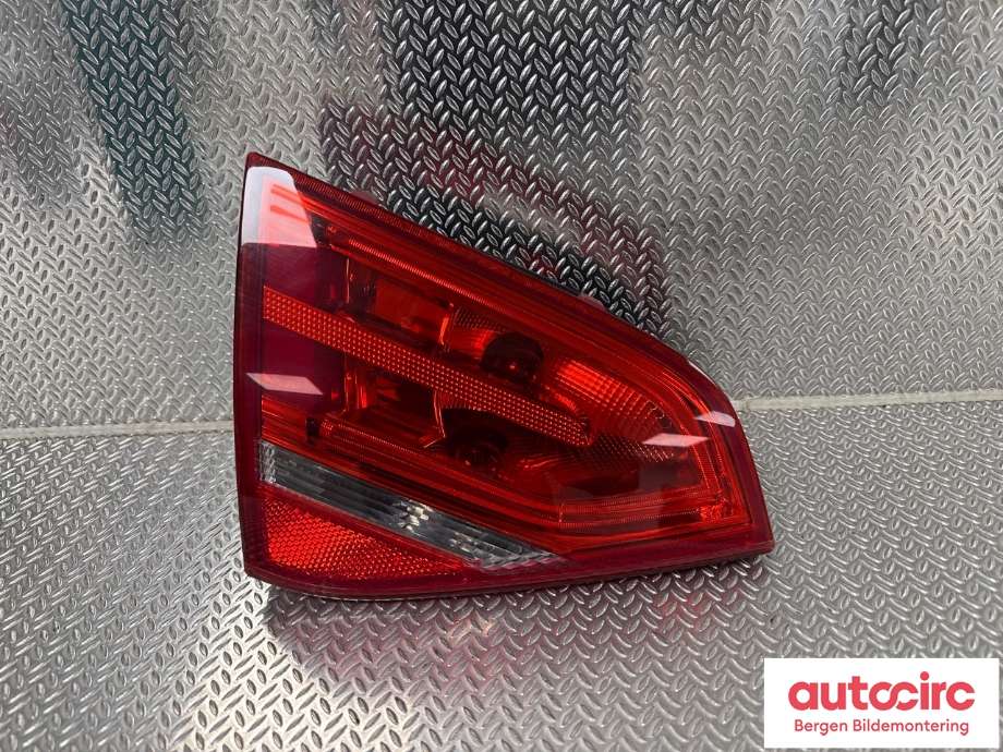 Baklykt venstre indre til Audi A3 2009-2012 (Type II, Fase 2) (AUDI|8P7 945 093|)