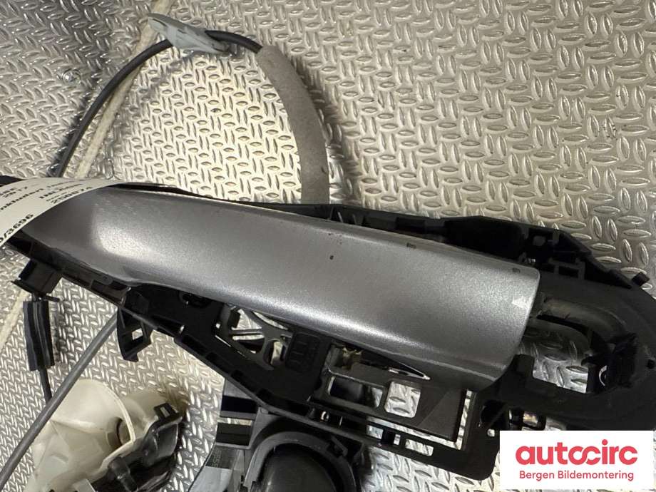 Låsekasse venstre til Peugeot Expert 2016-->> (Type III) (PEUGEOT||9688834180)