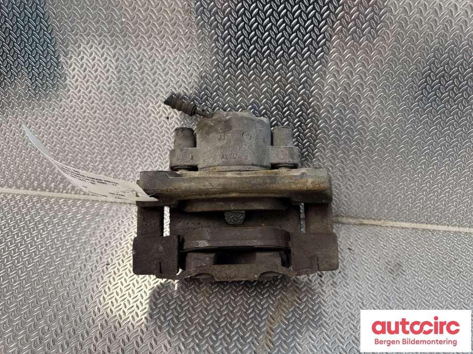 Bremsecaliper høyre foran til BMW 5-Serie 2010-2017 (F10/F11) (F10/F11) (BMW|34 11 6 791 920|)