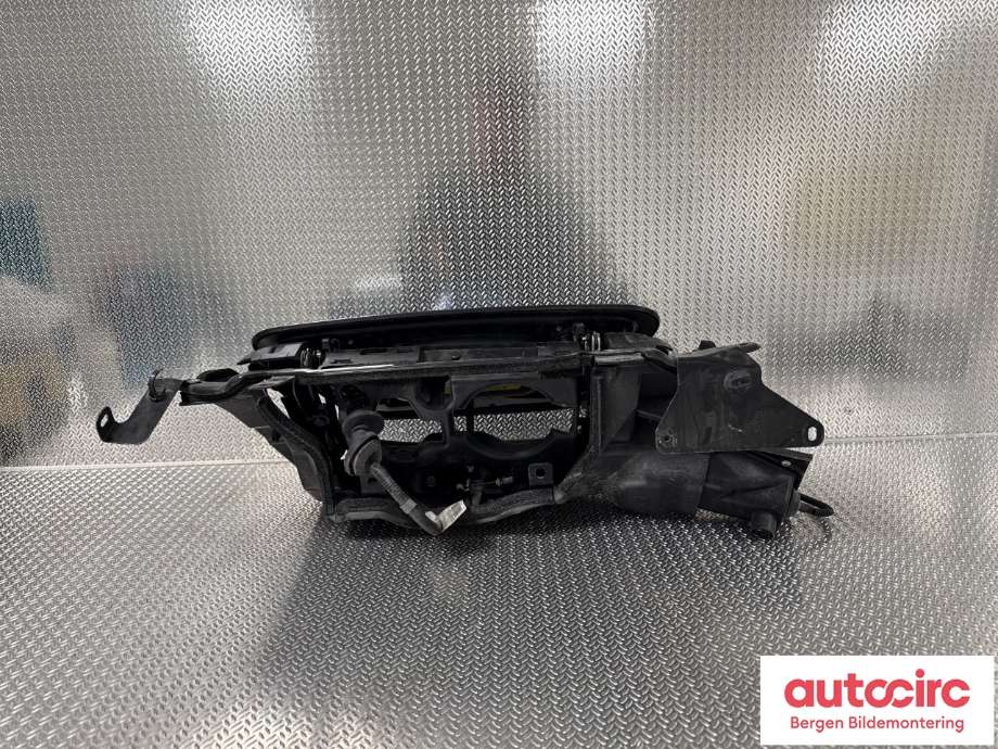 Batterilader inntak/luke til Nissan Leaf 2011-2017 (Type I)  (NISSAN|657103NL0C|)
