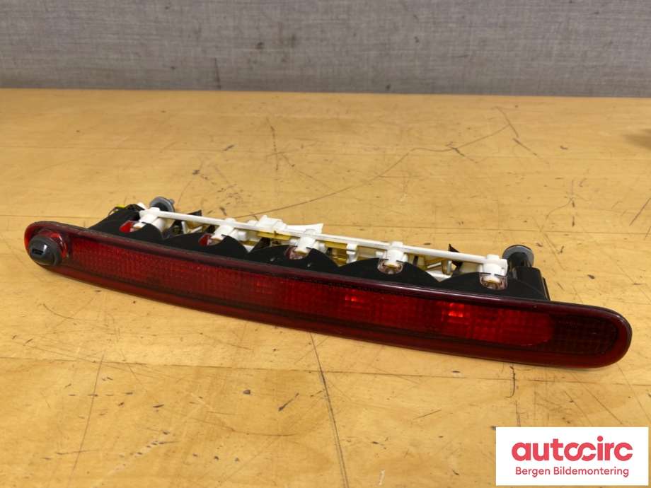 Baklykt bremselys bakrute til Suzuki SX4 S-CROSS 2013-->> (Type II) (SUZUKI|35820-63J00||35810-63J0)