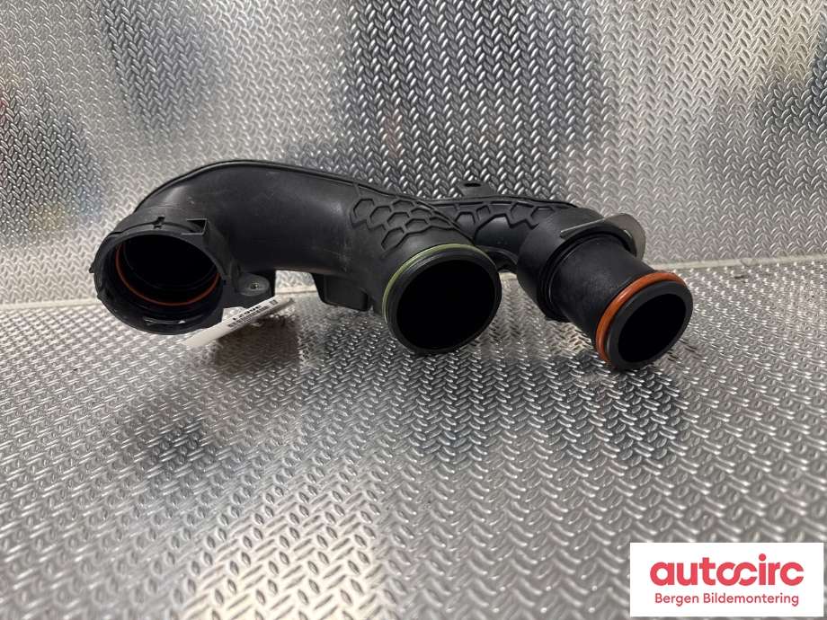Diverse deler til Volvo V60 / V60 CC 2018-->> (Type II)  (VOLVO|32222128|)