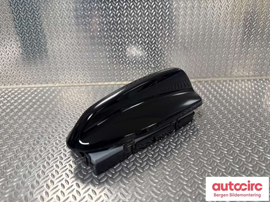 Antenne forsterker til Volvo V60 / V60 CC 2018-->> (Type II) (VOLVO|39826456|31438104|)