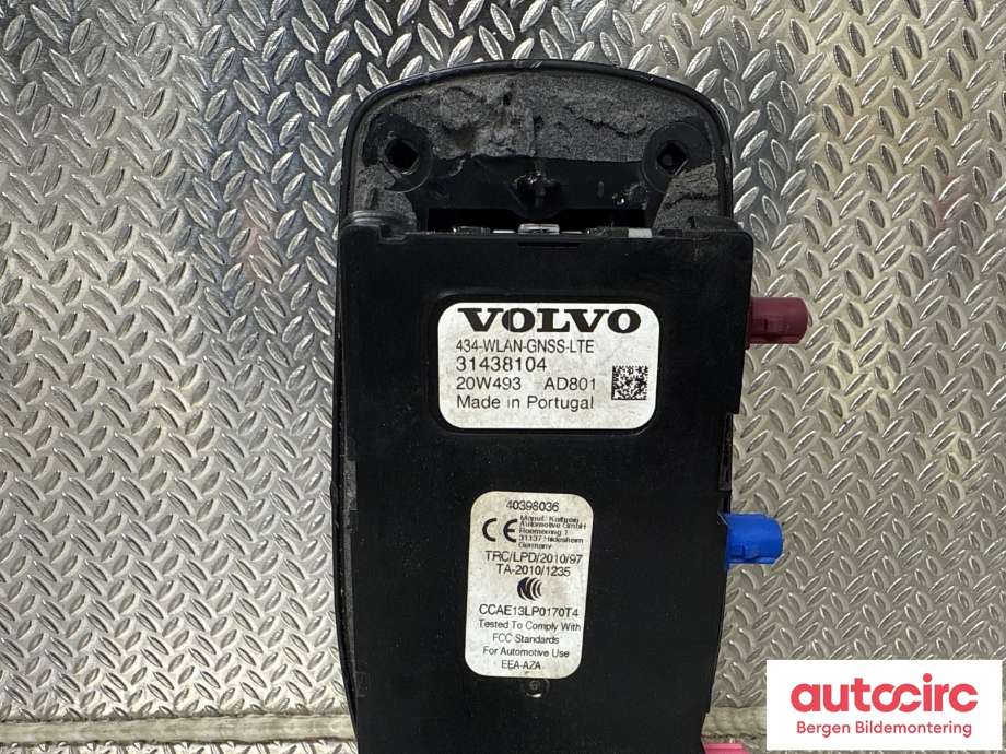 Antenne forsterker til Volvo V60 / V60 CC 2018-->> (Type II) (VOLVO|39826456|31438104|)