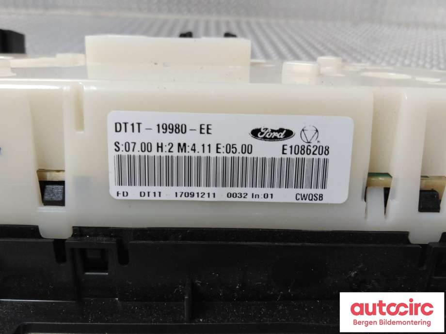 Varmeapparat betjening til Ford Transit Connect 2018-->> Type II, Fase 2  (FORD|1842599|DT1T-19980-EE|)