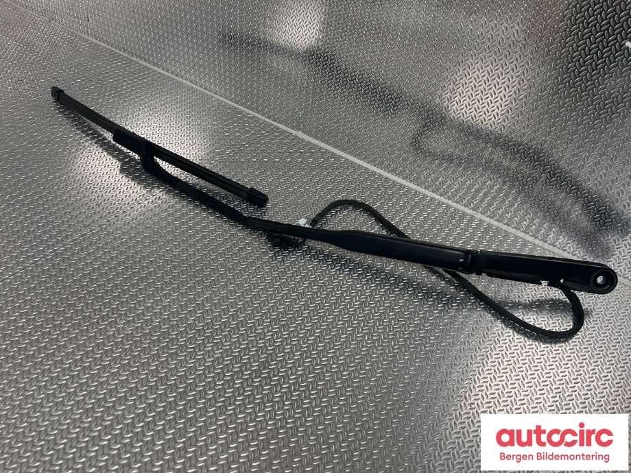 Viskerarmer frontrute til Volvo V60 / V60 CC 2018-->> (Type II)  (VOLVO|31693538|)