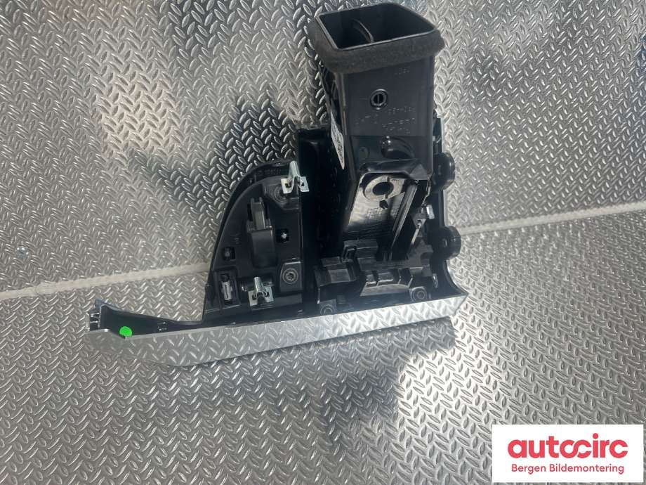 Dashbord friskluftdyse til Jaguar I-PACE 2018-->>  (JAGUAR|T4K9130||T4K9016)