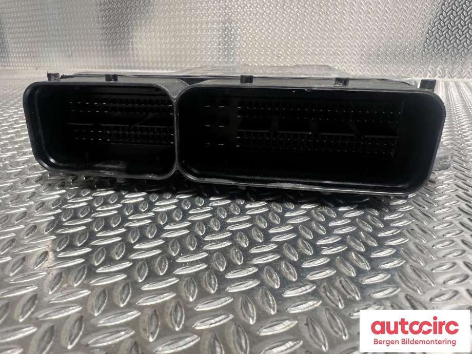 Styreenhet motor til Škoda Octavia 2013-2016 (Type III, Fase 1)  (SKODA|04L 906 021 M|)