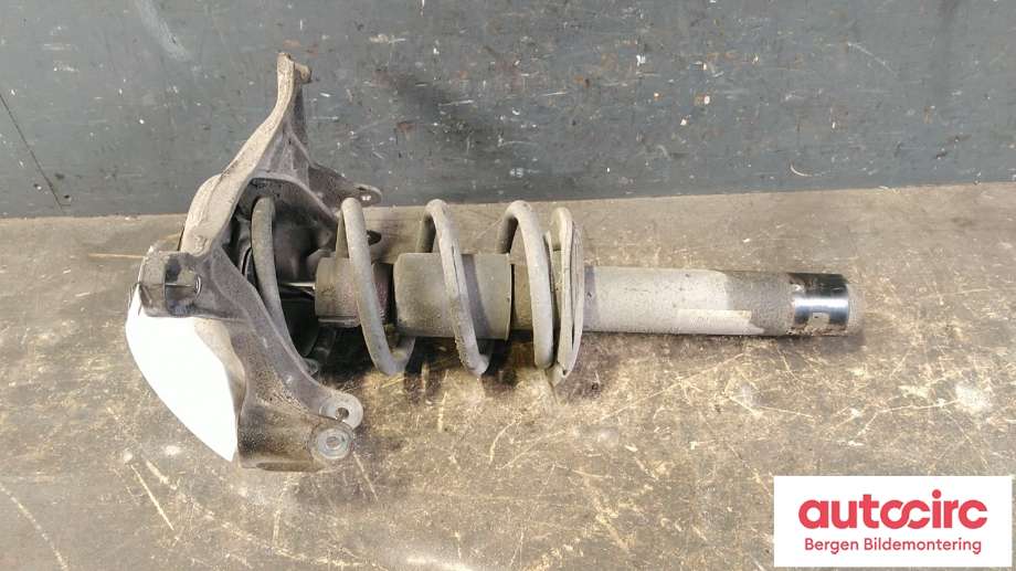 Fjærbein høyre foran til Audi A4, Allroad 2009-2016 (Type I) (B8) (B8) (AUDI|8K0 413 031 BC|)