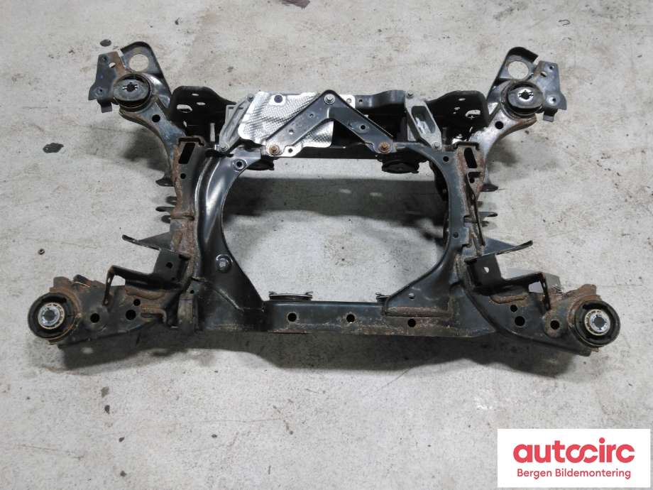 Travers bak til Volvo V60 / V60 CC 2018-->> (Type II)  (VOLVO|32292935|)