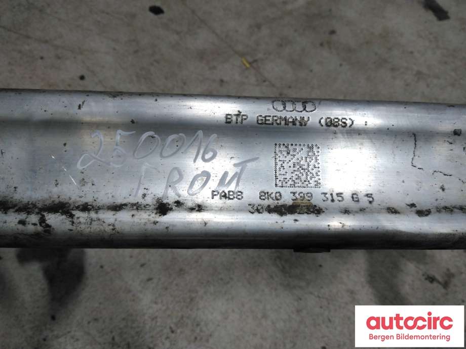 Travers foran hoved til Audi A4, Allroad 2009-2016 (Type I) (B8) (B8) (AUDI|8K0 399 315 G|)