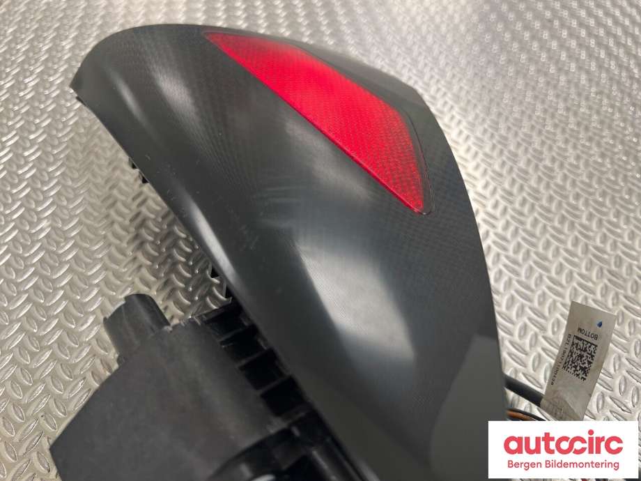 Batterilader inntak/luke til Tesla Model 3 2018-2023 (Fase 1)  (TESLA|1446051-98-C|)