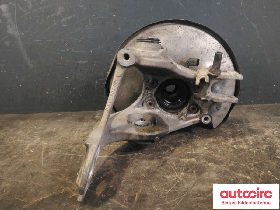 Hjulspindel venstre bak til Audi Q5 2012-2017 (Type I, Fase 2)  (AUDI|8R0 505 431 F|)