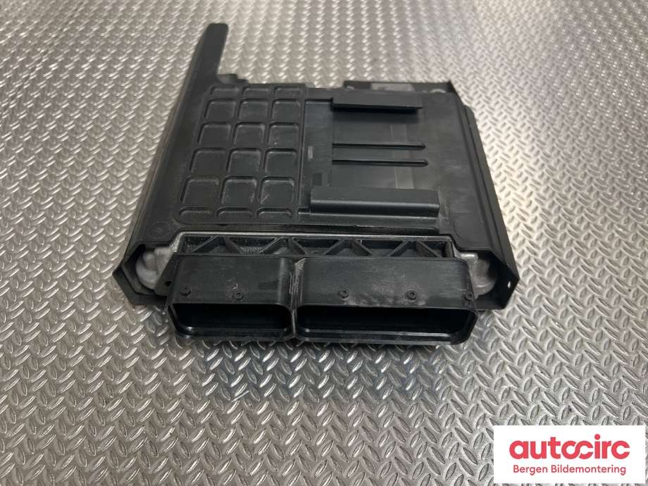 Styreenhet motor til Opel Astra J 2010-2015  (OPEL|55575350|13243602|22878965)