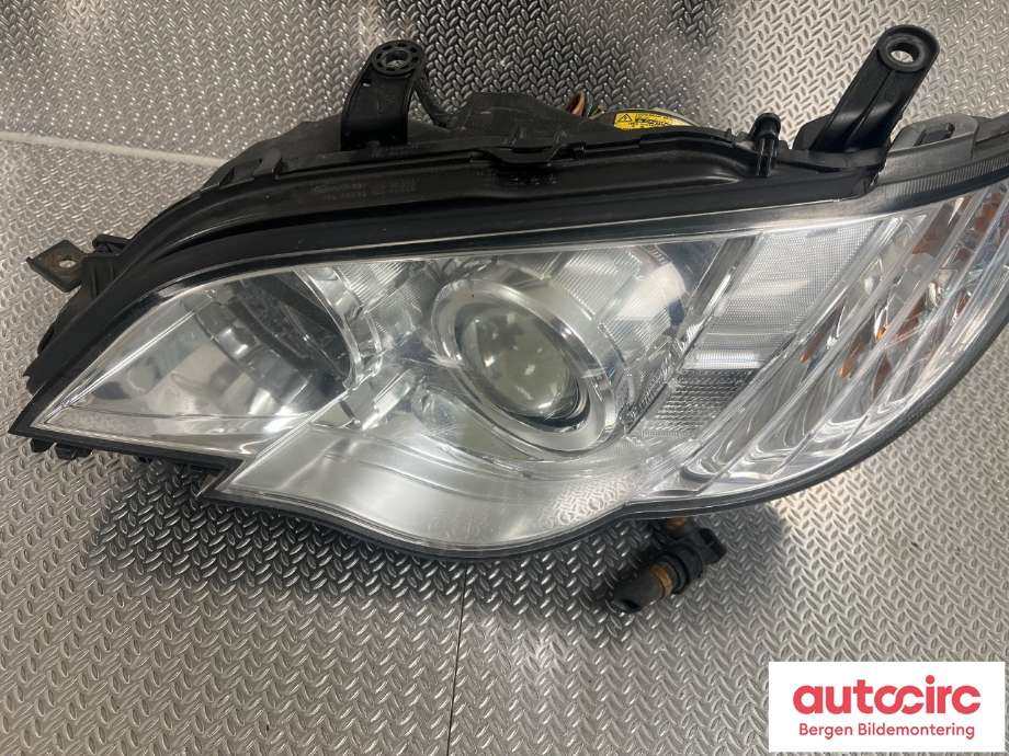 Frontlykt venstre halogen til Subaru Legacy 2007-2009 (Type IV, Fase 2)  (SUBARU|84990AG510|)