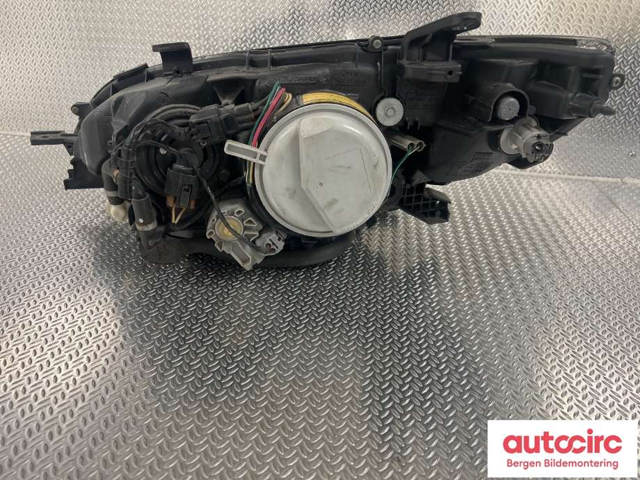 Frontlykt høyre halogen til Subaru Legacy 2007-2009 (Type IV, Fase 2) (SUBARU|84990AG500|)