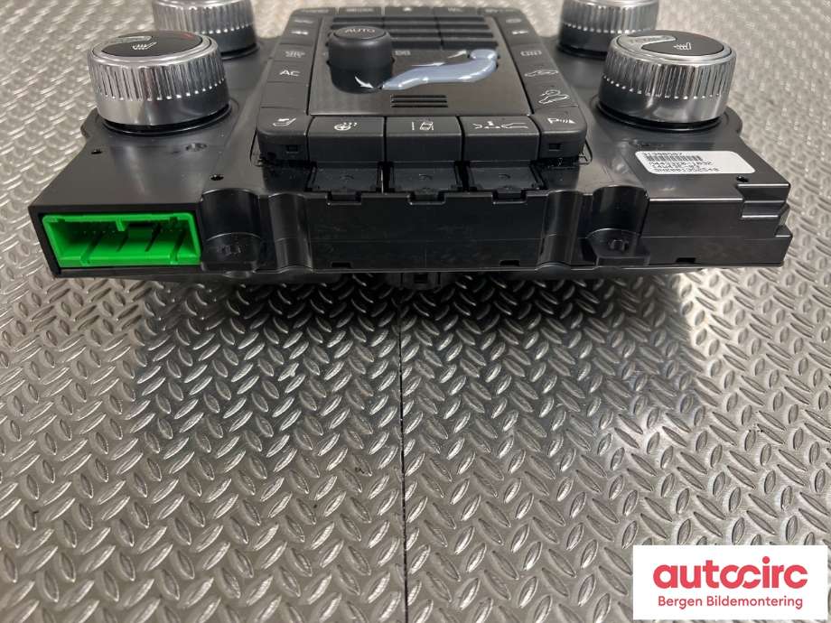 Varmeapparat betjening til Volvo XC70 2014-2016 (Type II, Fase 2)  (VOLVO|31443428|)