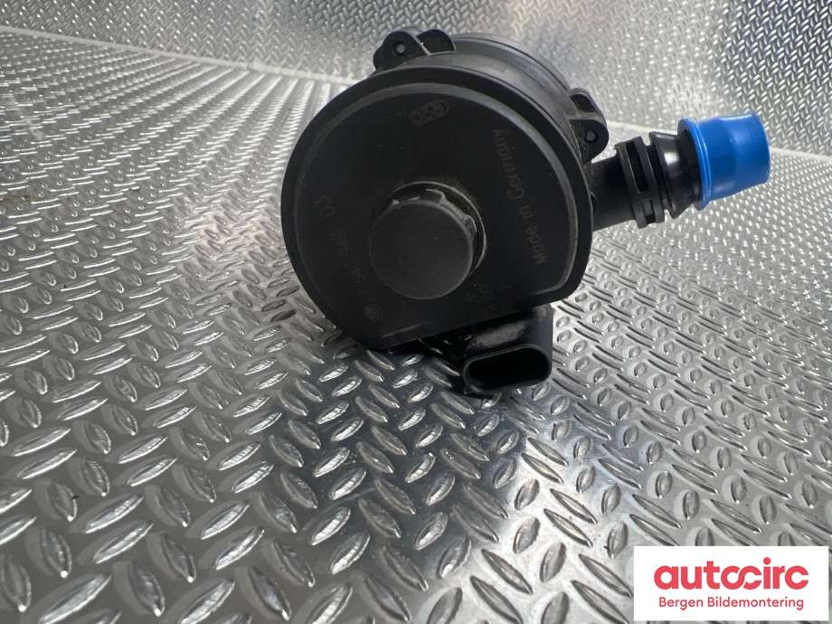 Sirkulasjonspumpe til BMW 3-Serie 2012-2018 (F30/F31/F34) (F30/F31/F34) (BMW|11 51 8 679 885|)