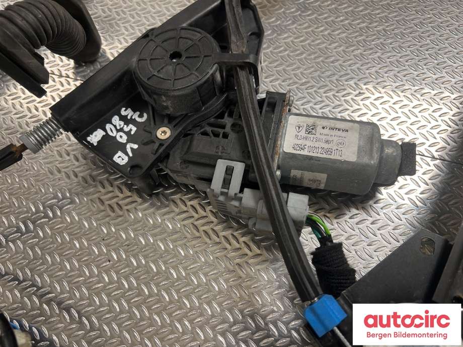 Ruteheis til Tesla Model S 2013-2016 (Fase 1)  (TESLA|6006334-00-G|)