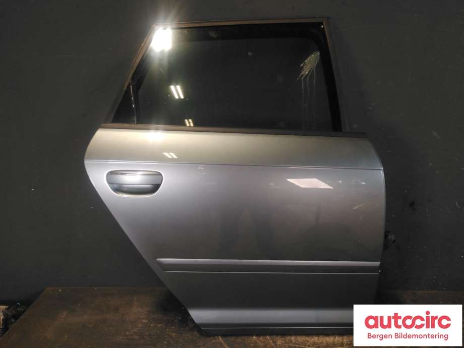 Dør høyre bak til Audi A3, 2009-2012 (Type II, Fase 2) (AUDI|8P4 833 052 A)