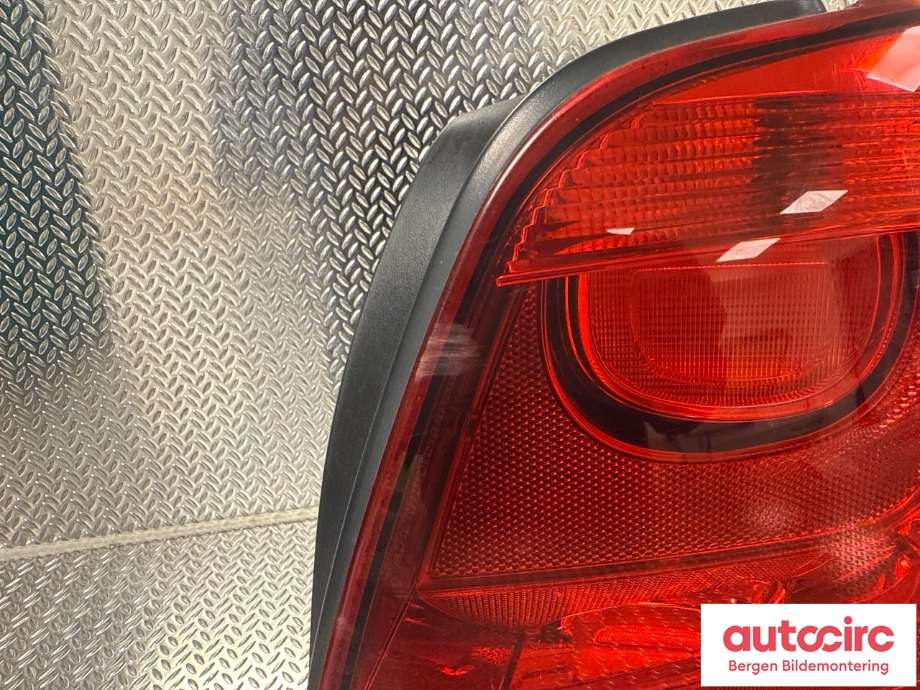 Baklykt høyre til VW Polo 2009-2014 (Type V, Fase 1)  (|6R0 945 112 B)