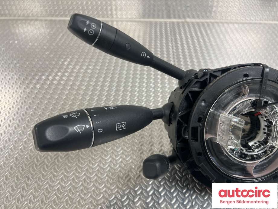Bryter combi til Tesla Model S 2013-2016 (Fase 1)  (TESLA|1008471-00-A|)