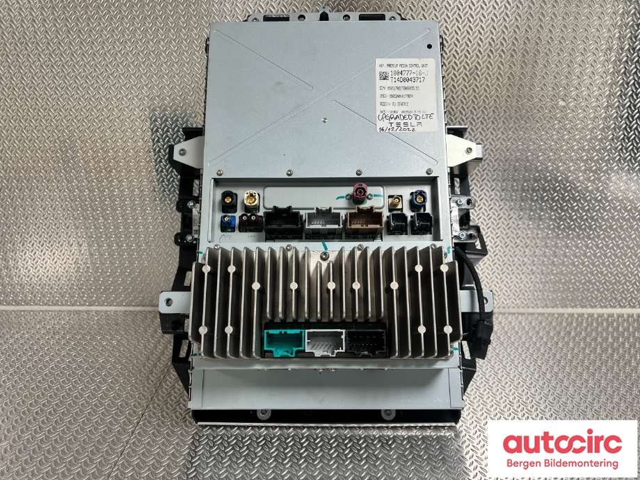 Instrument diverse til Tesla Model S 2013-2016 (Fase 1) (TESLA|1015898-00-A||1004777-16-J)