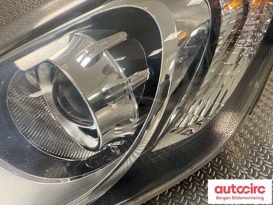 Frontlykt venstre halogen til Hyundai i30 2012-2017 (Type II)  (HYUNDAI|92101A 6000|)