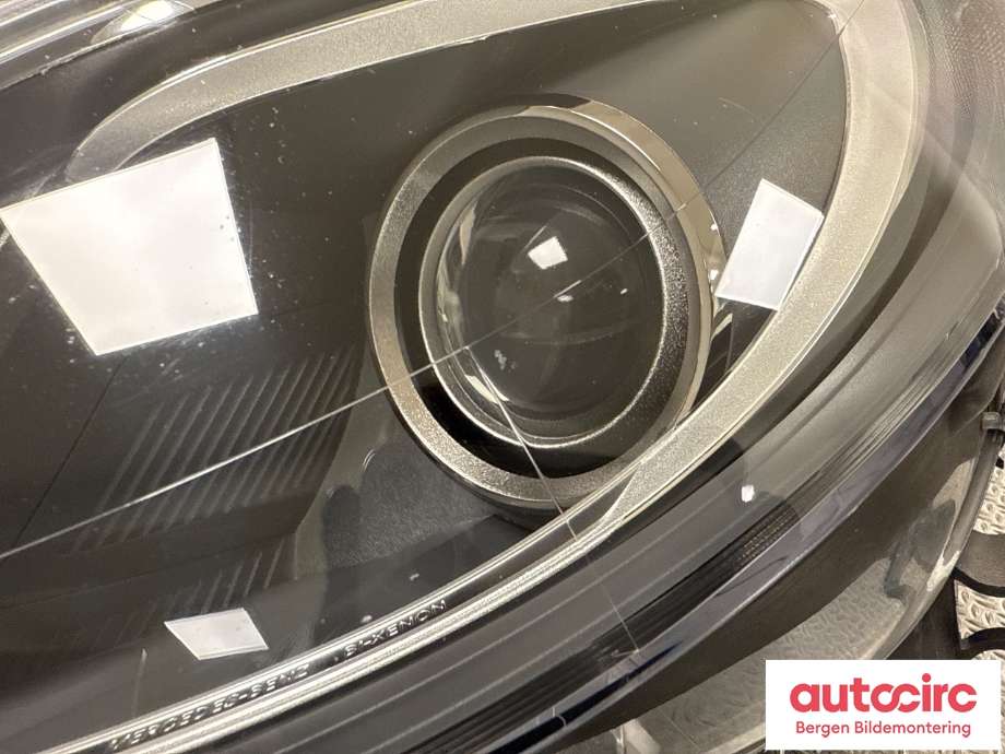 Frontlykt venstre halogen til Mercedes B-Klasse 2011-2018 (W246) (W246) (MERCEDES|A 246 820 01 39|)