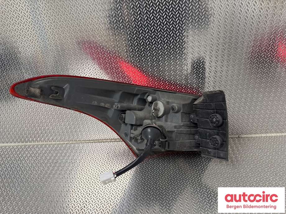 Baklykt høyre til Hyundai i30 2012-2017 (Type II)  (HYUNDAI|92402A 6200|)