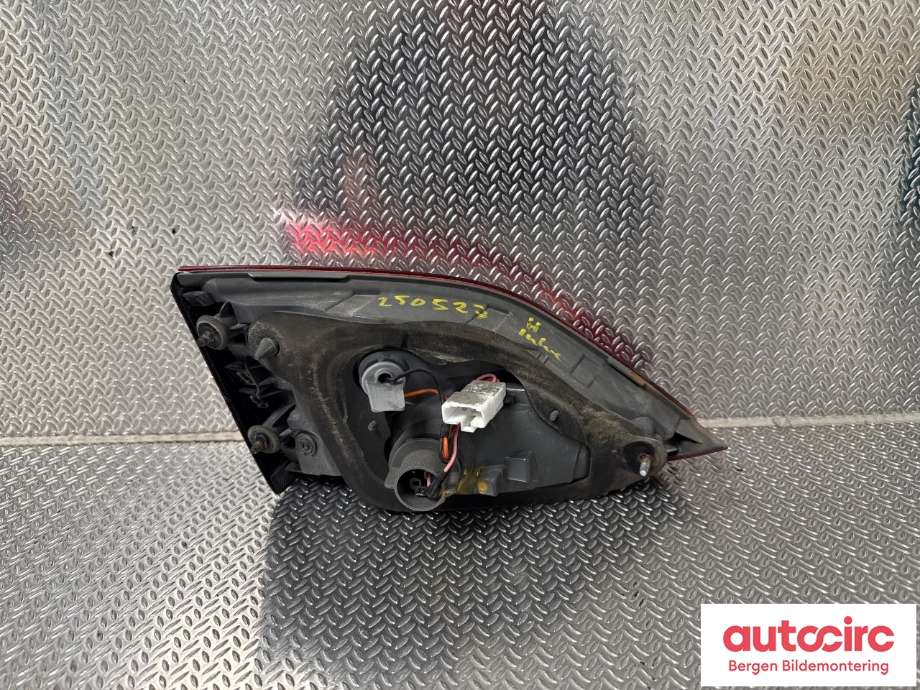 Baklykt høyre indre til Hyundai i30 2012-2017 (Type II) (HYUNDAI|92404A 6200|)