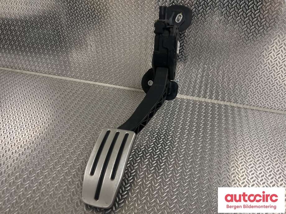 Pedal gass/brems/clutch til Tesla Model S 2013-2016 (Fase 1) (TESLA|1005307-00-A||1005916-00-A)