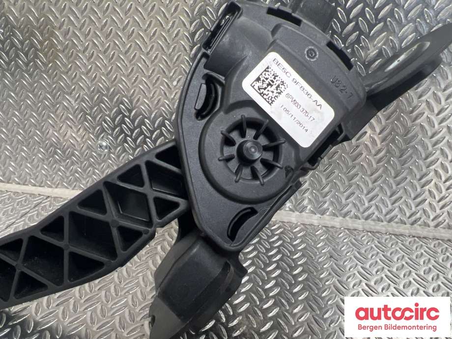 Pedal gass/brems/clutch til Tesla Model S 2013-2016 (Fase 1) (TESLA|1005307-00-A||1005916-00-A)