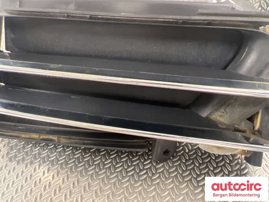 Diverse deler til Tesla Model S 2013-2016 (Fase 1)  (TESLA|1007268-00-D|)