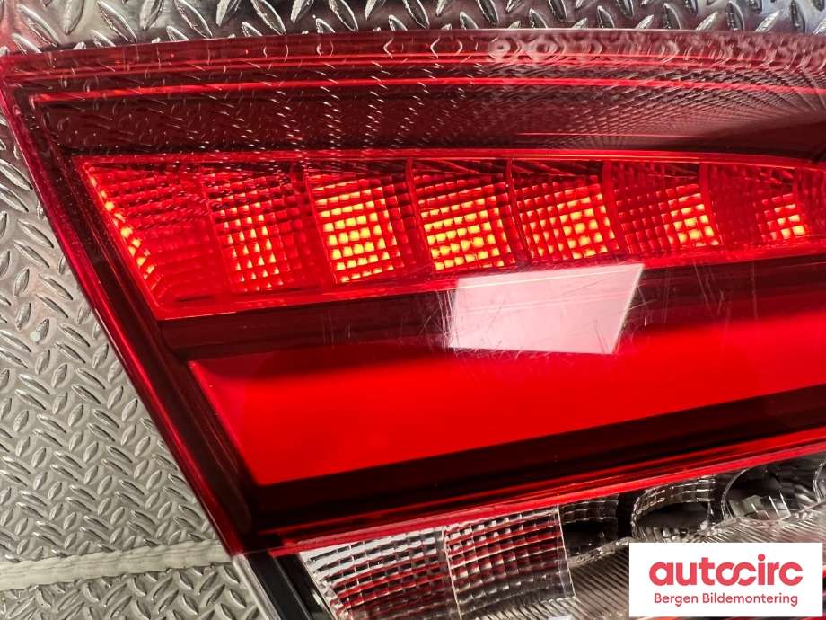 Baklykt venstre indre til Mercedes B-Klasse 2011-2018 (W246) (W246) (MERCEDES|A 246 906 91 00|)
